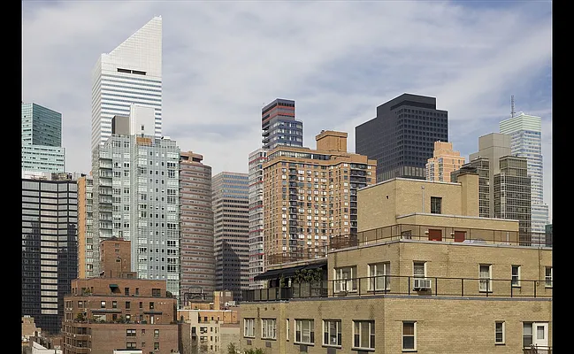 Sold by Douglas Elliman | media 17