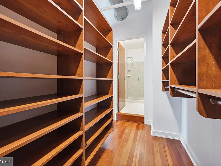 105 S 12th St #500 — Photo 22
