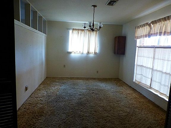 Formal Living can also be a formal dining area