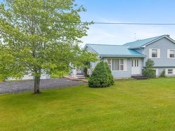 99 Maple Dr, Middle Musquodoboit, NS B0N 1X0