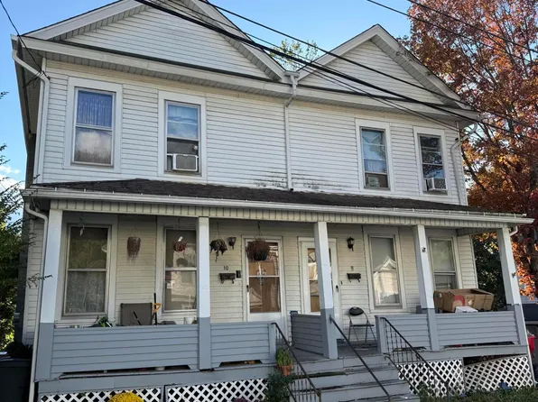 8-10 Darte Ave, Carbondale, PA 18407