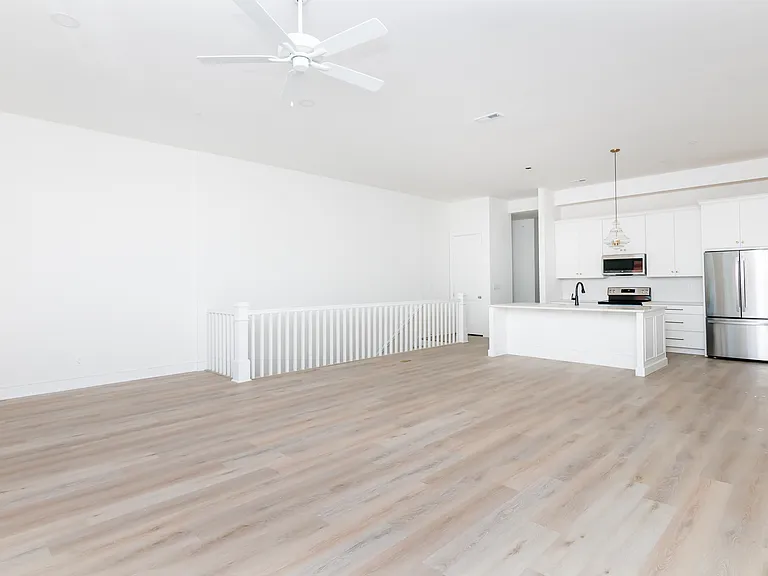 6309 Meeting St #201 — Photo 44