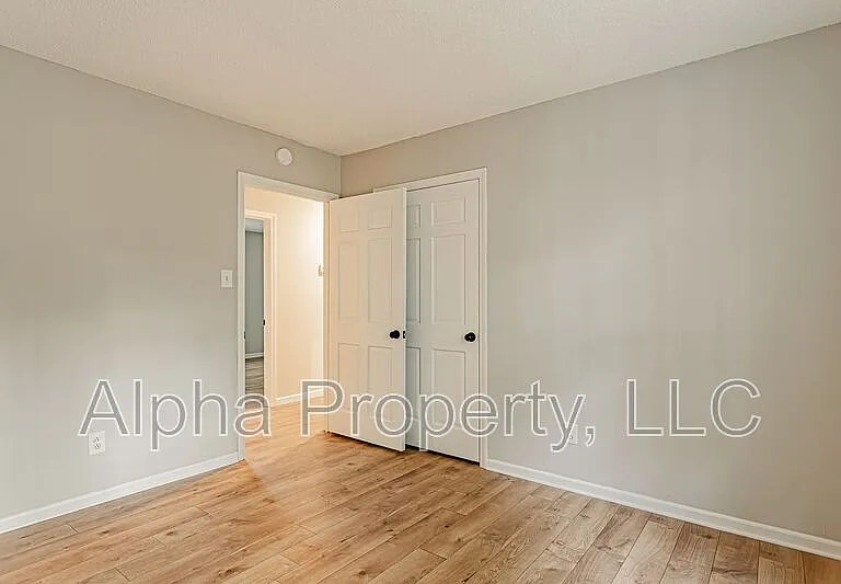 111 Canebrake Dr — Photo 17