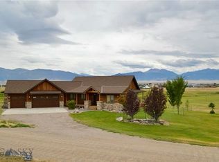 14 Cinnamon Teal Rd, Ennis, MT 59729