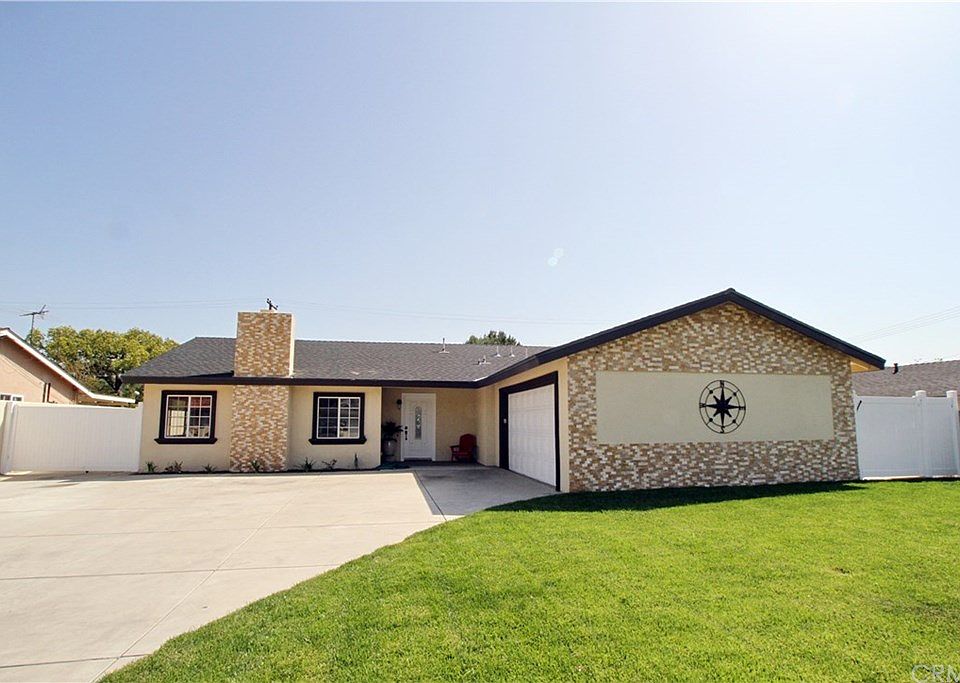 1st image of 808 E Woodland Ln