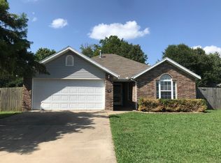178 Rob St, Farmington, AR 72730