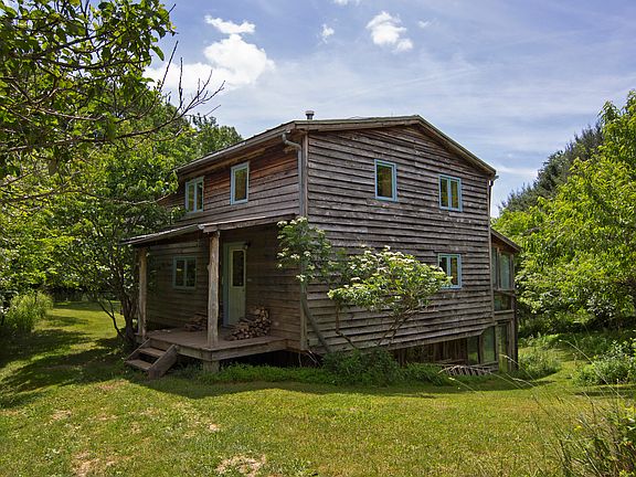 2nd image of 245 Hickory Bend Dr