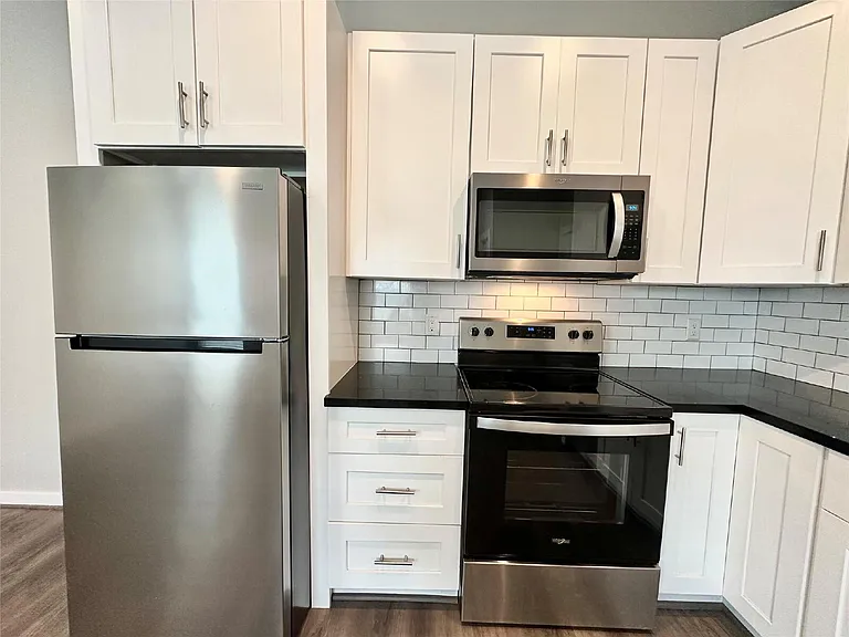 225 N Everton St #4 — Photo 12