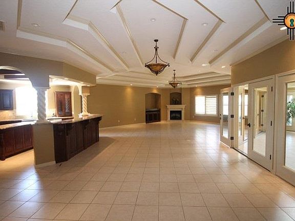 5th image of 124 Colonial Estates Pkwy