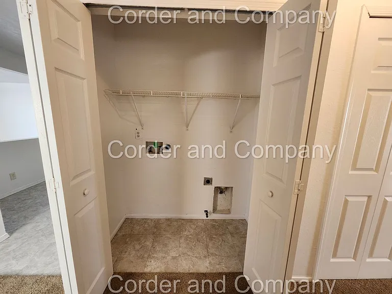 2261 Green Lake Rd NE — Photo 11
