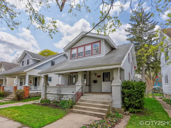 1135 Powers Ave NW, Grand Rapids, MI 49504