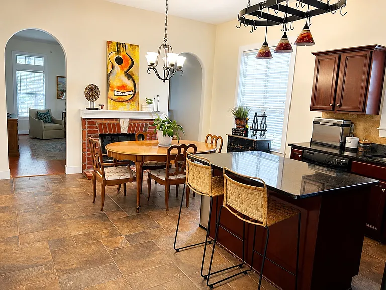 Magnolia South Dr — Photo 4