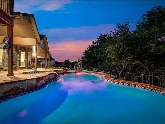 2nd image of 4836 Tarragon Ln