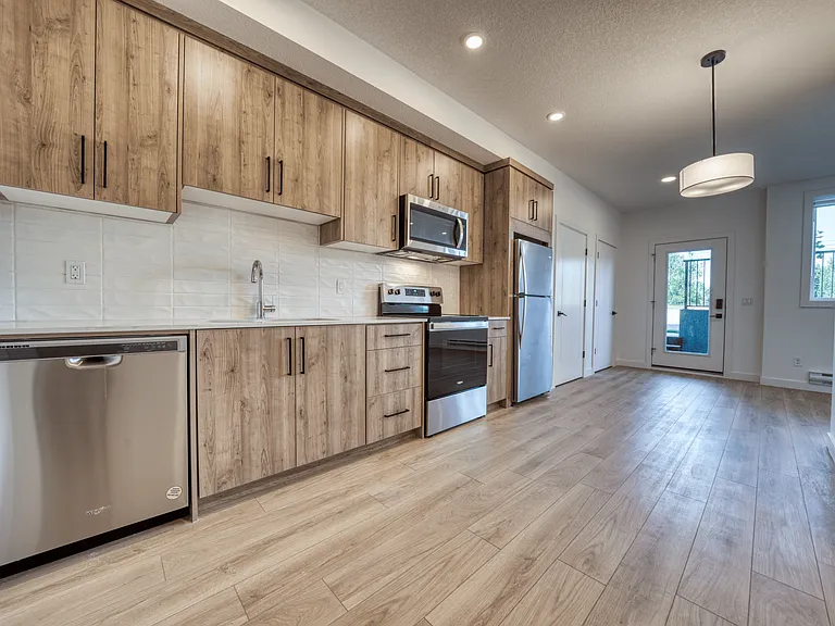 2925 12th Ave SW #203 — Photo 8