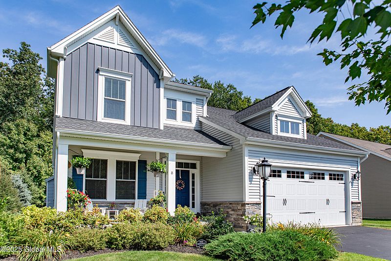 2nd image of 8 Cider Mill Way