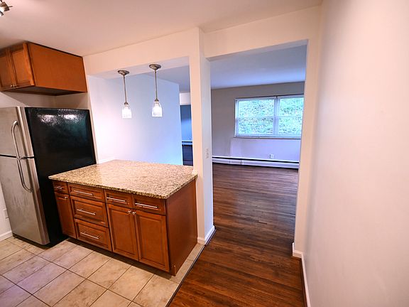 3rd image of 778 Delta Ave APT D