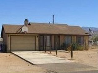 10583 Mohawk Rd, Apple Valley, CA 92308