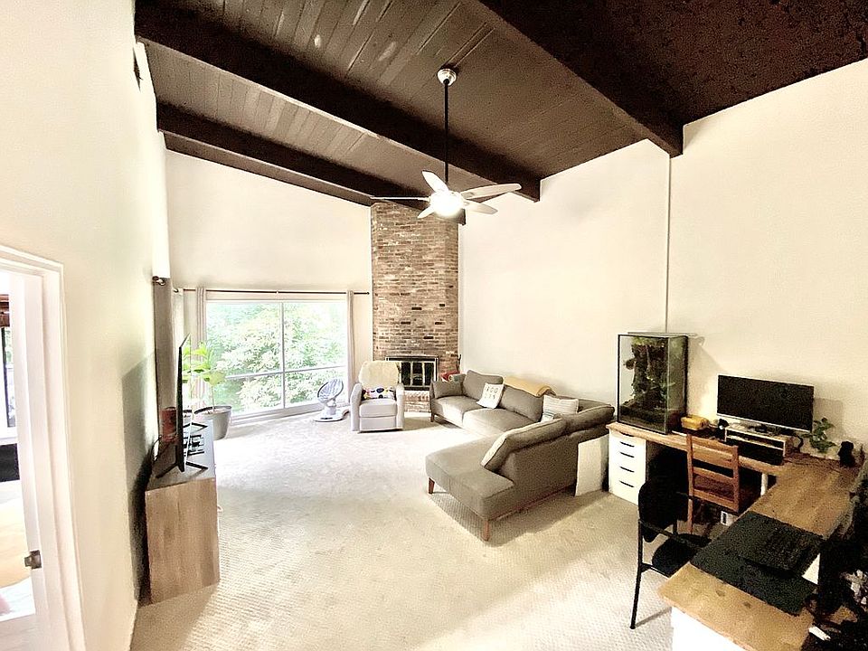 Large Living Room 