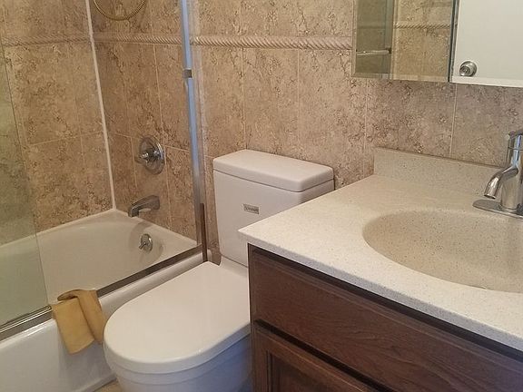 5th image of 117 28th Ave #2L