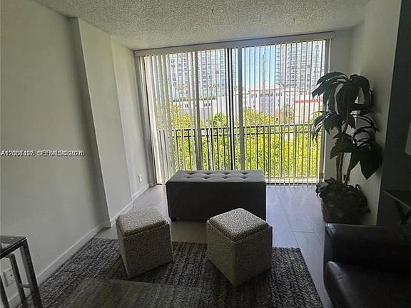 3rd image of 16909 N Bay Rd APT 512