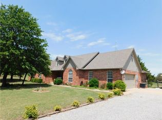 9650 Trailswest Rd, Guthrie, OK 73044