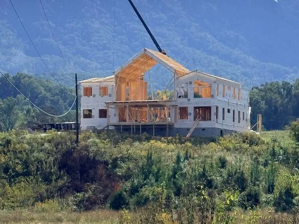 630 Carriage Way, Sevierville, TN 37876