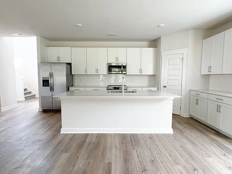 1173 Ross Farms Blvd — Photo 17