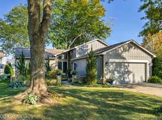 42540 Sycamore Dr, Sterling Heights, MI 48313