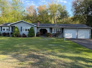 161 Raymond Dr, Hampden, MA 01036