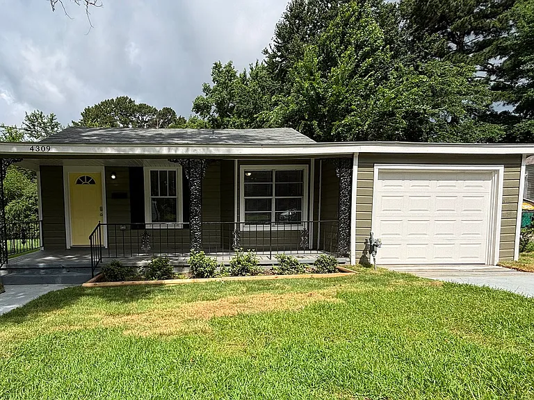 4309 N Cypress St — Photo 1