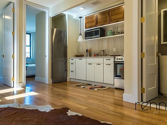3rd image of 1633 Dekalb Ave APT 2F