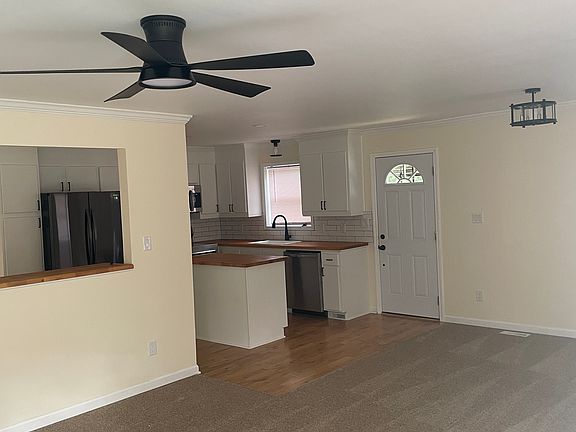 4th image of 2504 Briar Oak Dr