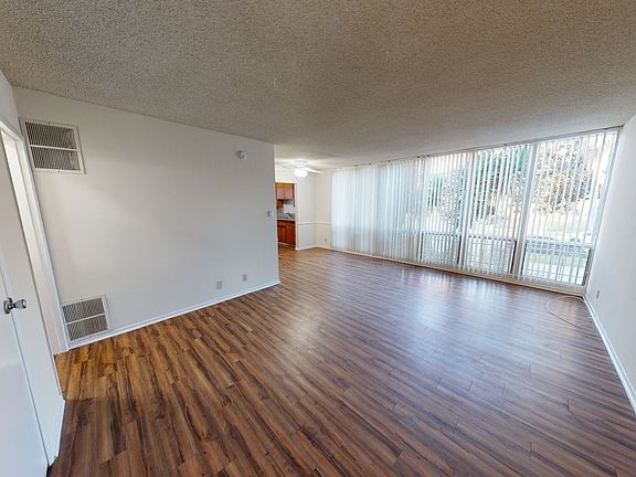 2nd image of 825 S Windsor Blvd APT 3