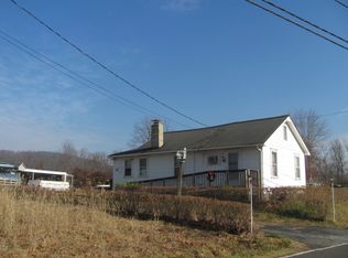 27 Little York Pattenburg Rd, Milford, NJ 08848