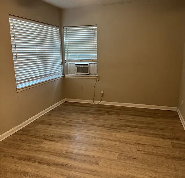 3301 Willing Ave — Photo 6