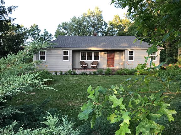 Mature landscape - private