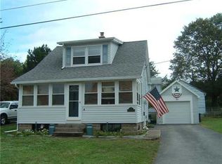 30 Cecelia Ter, Rochester, NY 14622