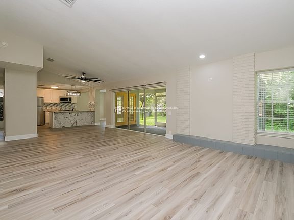 3rd image of 8618 Braxton Dr