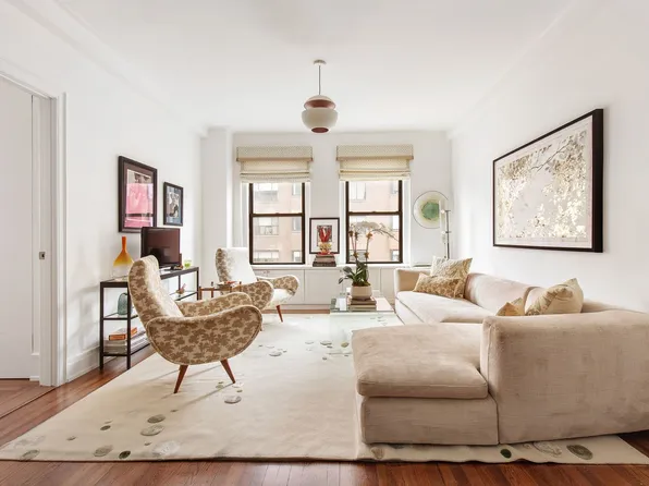 150 East 93rd Street image 1 of 14