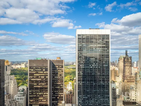 15 W 53rd St #40E, New York, NY 10019