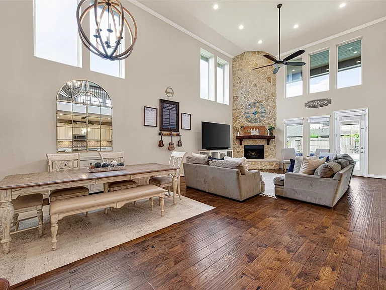 25611 Ellis Ridge Ct — Photo 8