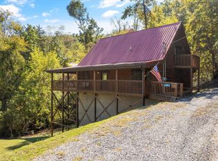 2044 Bill Flagle Way, Sevierville, TN 37876