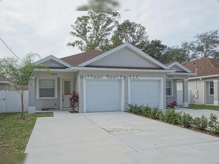 3 bed, 3.0 bath, 1352 sqft, $2,500 — Photo 1