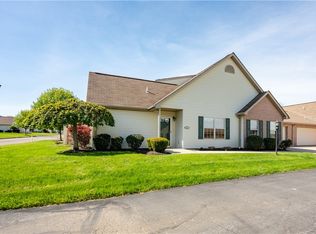 1097 Timberwood Dr, Beaver Falls, PA 15010