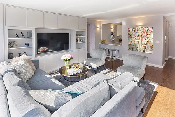 Sold by Town Residential | media 13