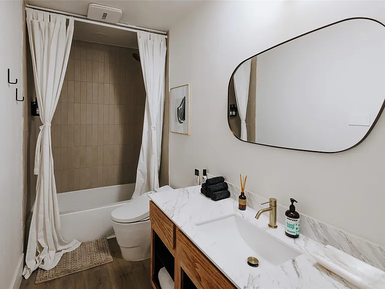 11210 Hidden Bluff Dr — Photo 17