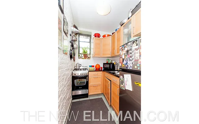 Rented by Douglas Elliman | media 11