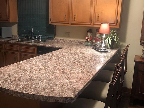 4th image of 1278 Oxford Pl