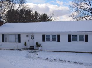 4 Fordyce Ct, New Milford, CT 06776