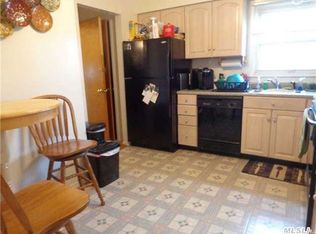 20854 15th Rd, Bayside, NY 11360